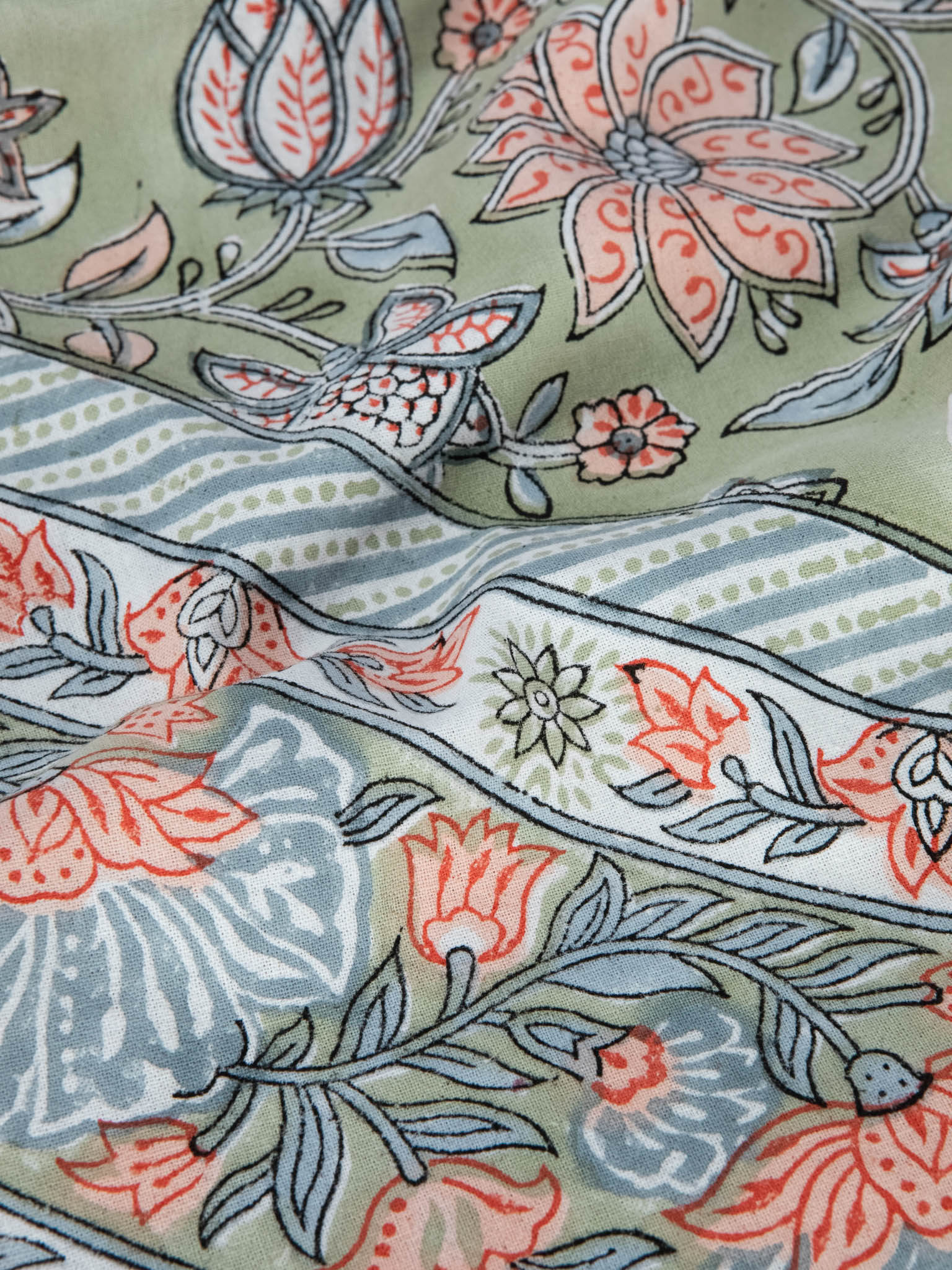 מפת שולחן עגולה Tara