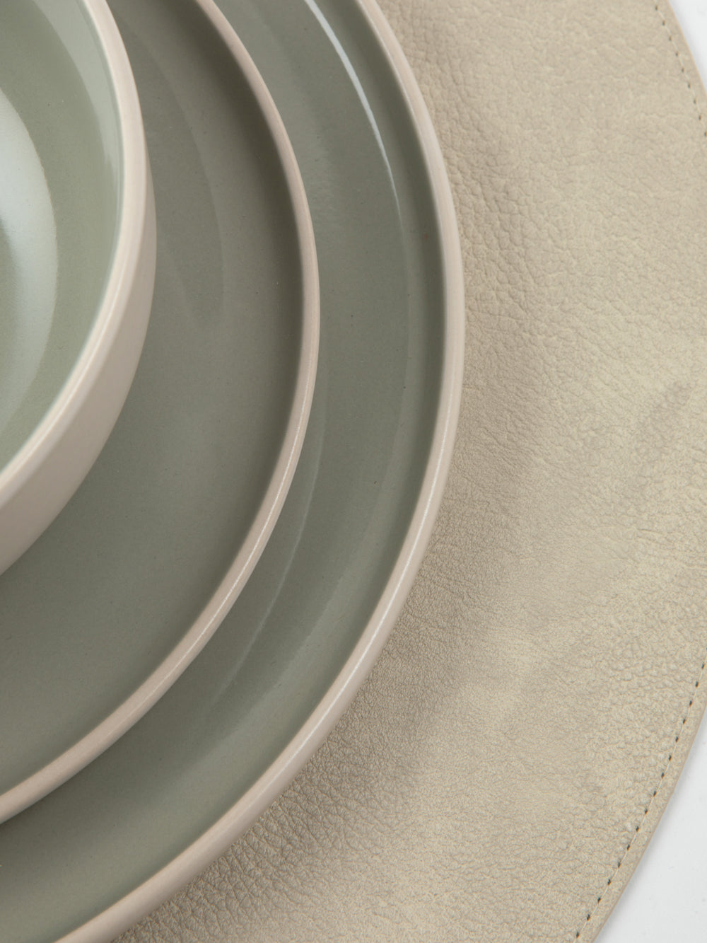 צלחת ראשונה Nora