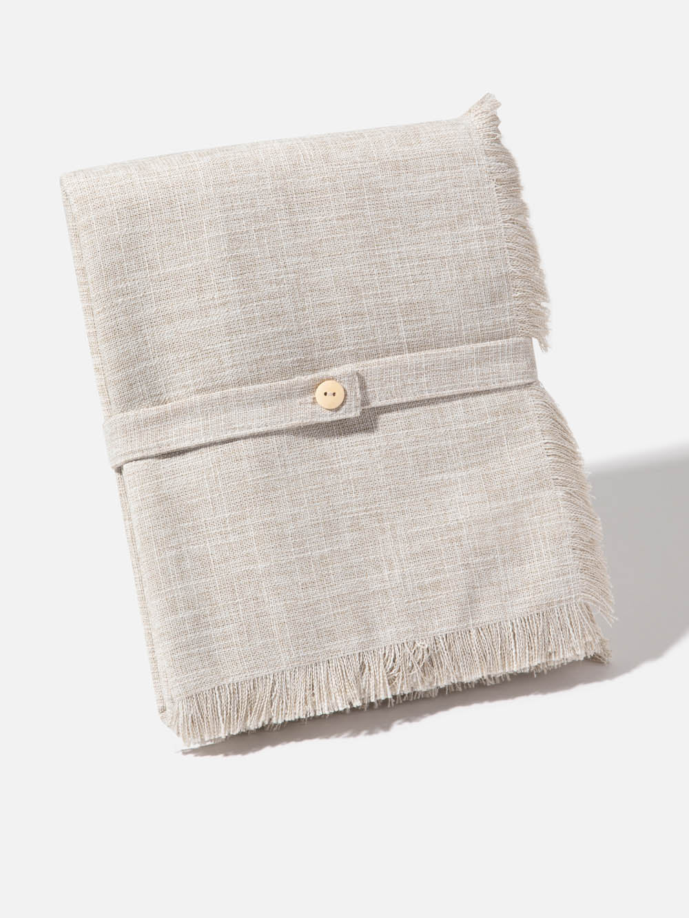 מפת שולחן מלבנית עשויה בד טבעי במרקם ארוג ועדין Gaya