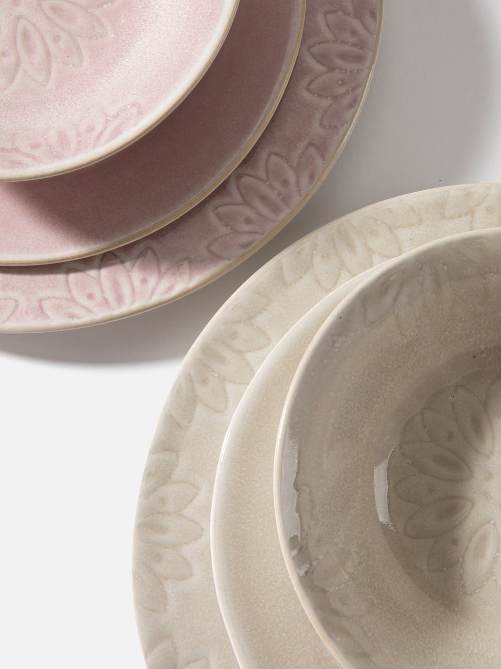 צלחת ראשונה Charm