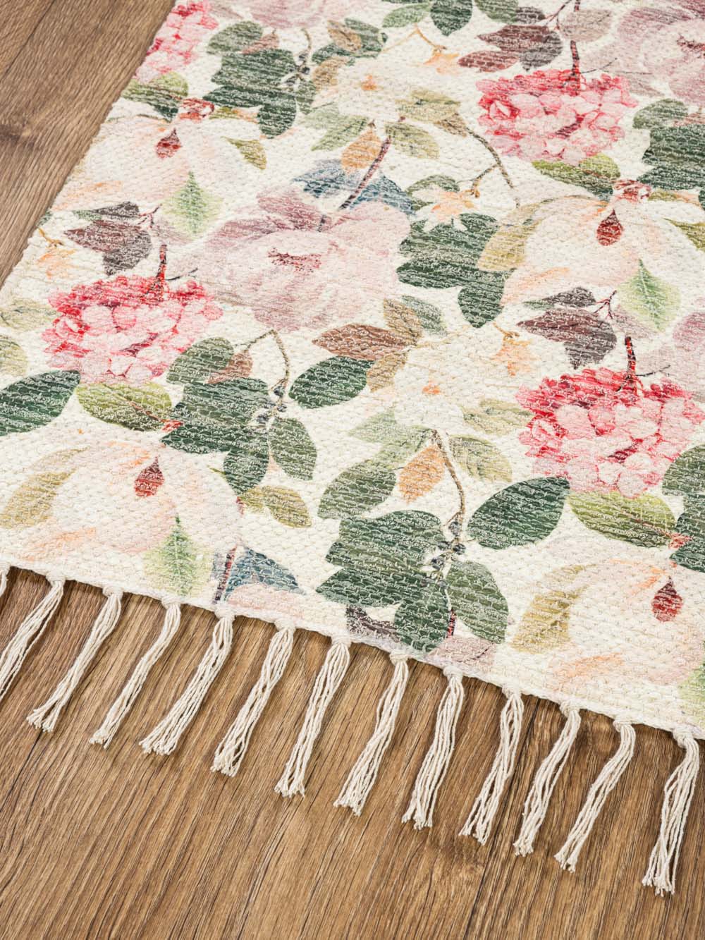 שטיח עבודת יד בעיצוב פרחוני רומנטי Violet