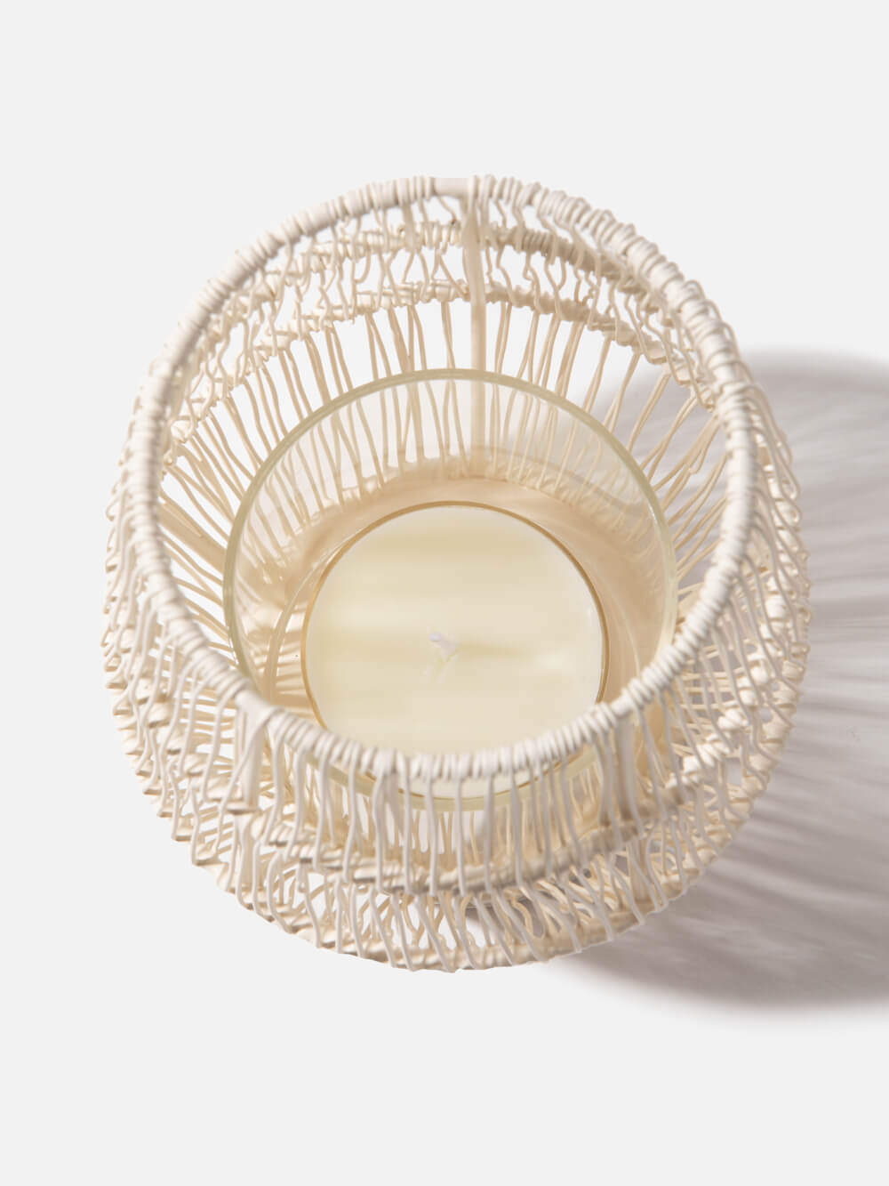 עששית ממתכת במרקם קלוע בגוון קרם Bari