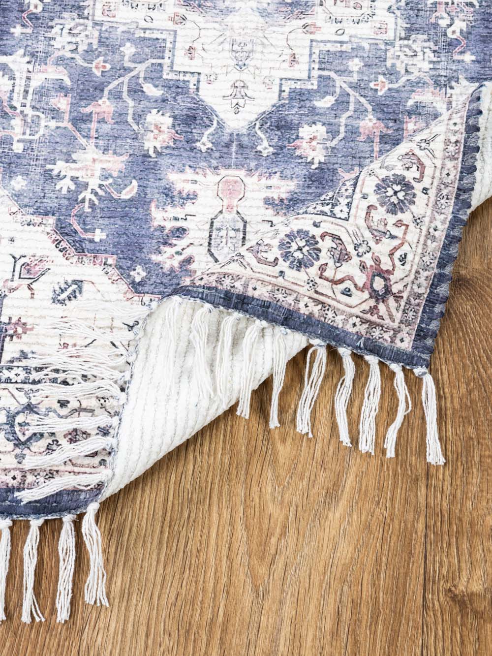 שטיח עבודת יד בסגנון פרסי עם דוגמה עשירה בגווני כחול Itamar