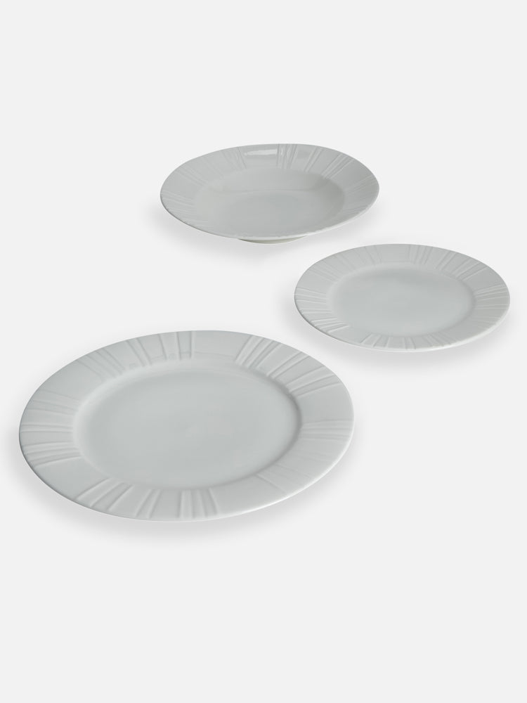 סדרת צלחות בעיצוב קלאסי מפורצלן Alexa