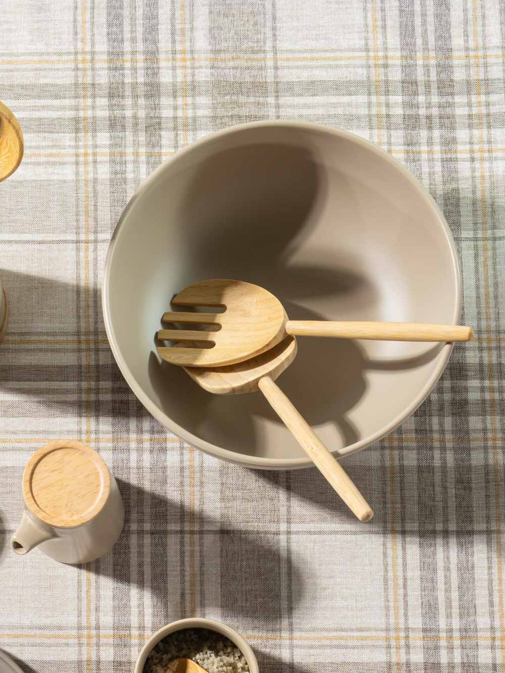 מזלג הגשה מעץ