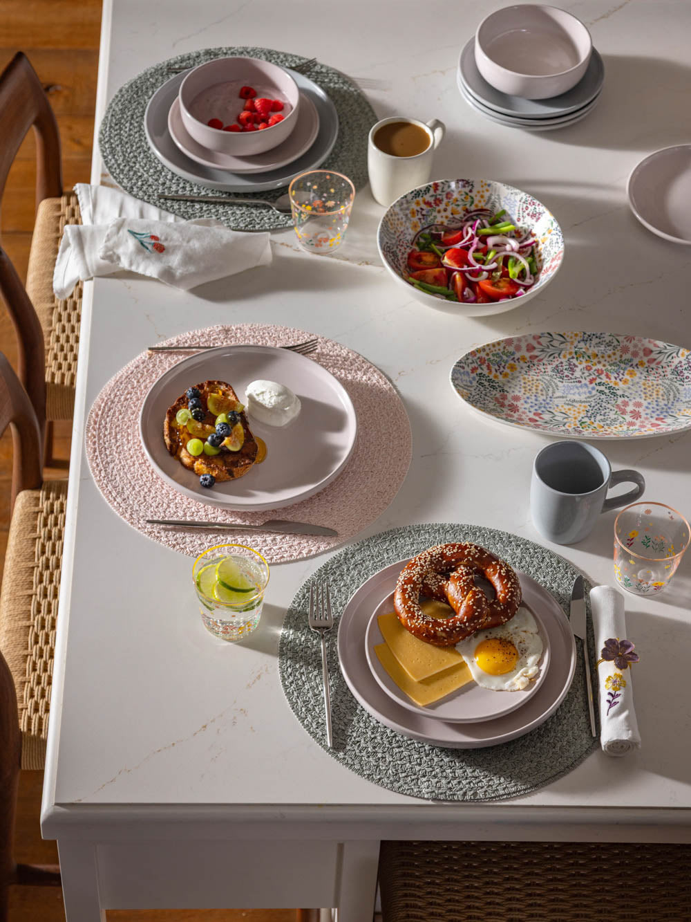 צלחת ראשונה Nika