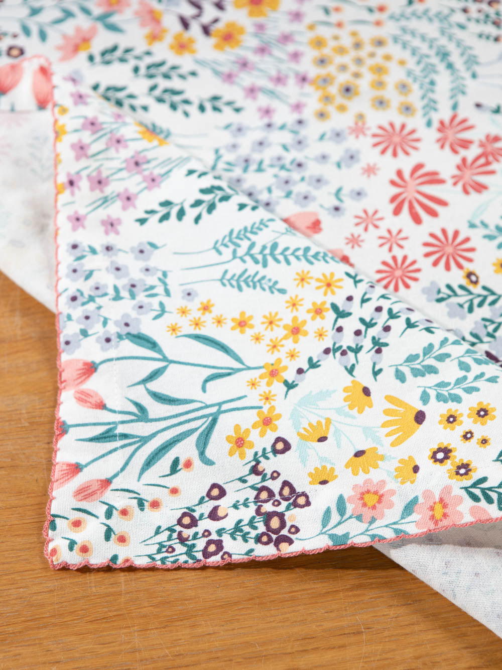 מפת שולחן מרובעת Blossom