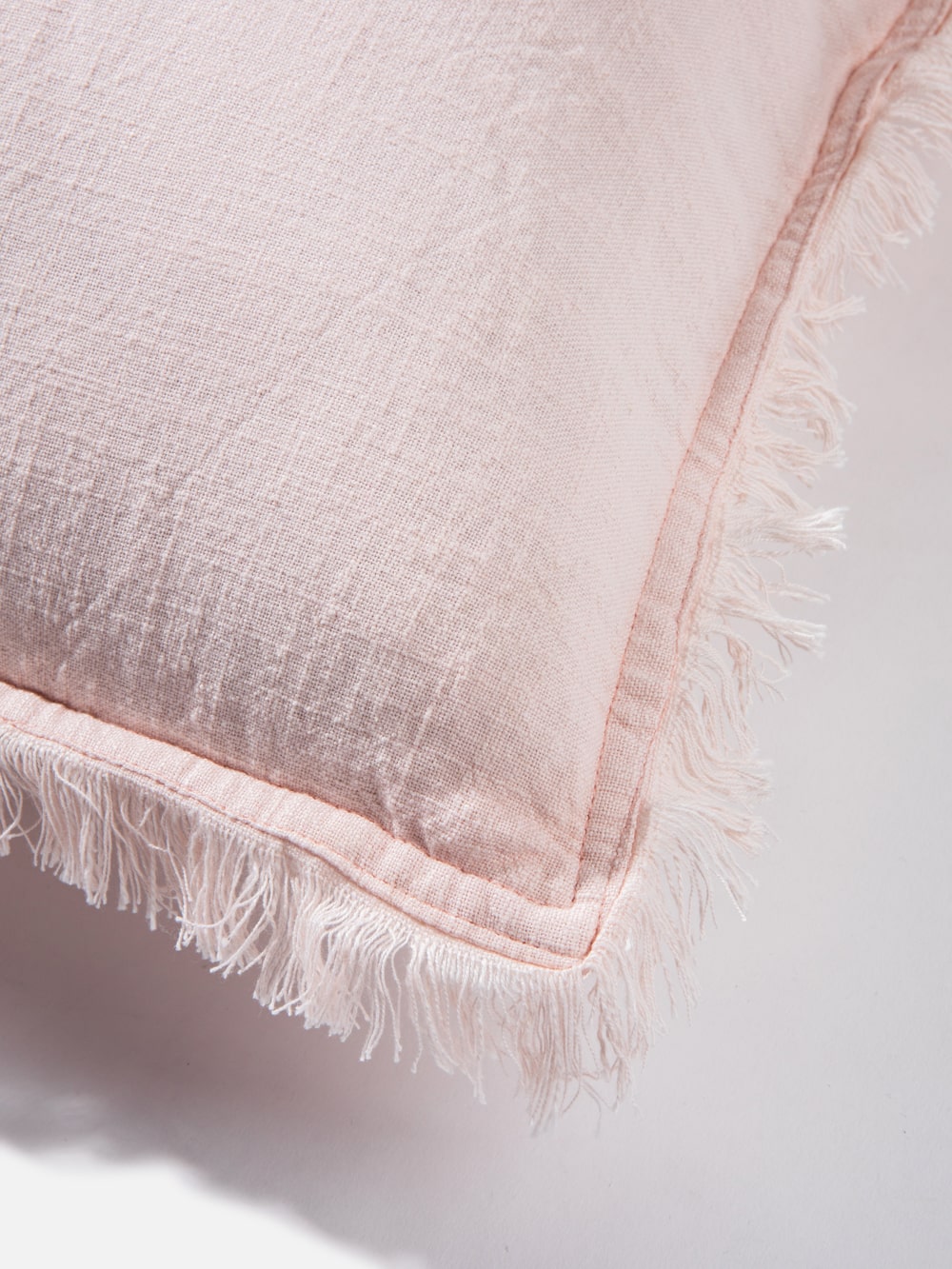 כרית נוי מרובעת בגוון ורוד Blossom