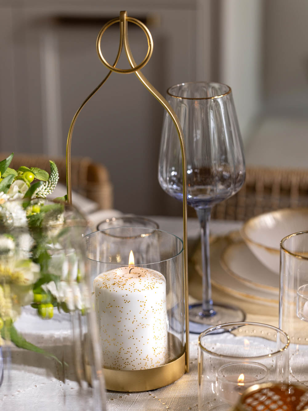 עששית מתכת בגוון זהב מט M Sky