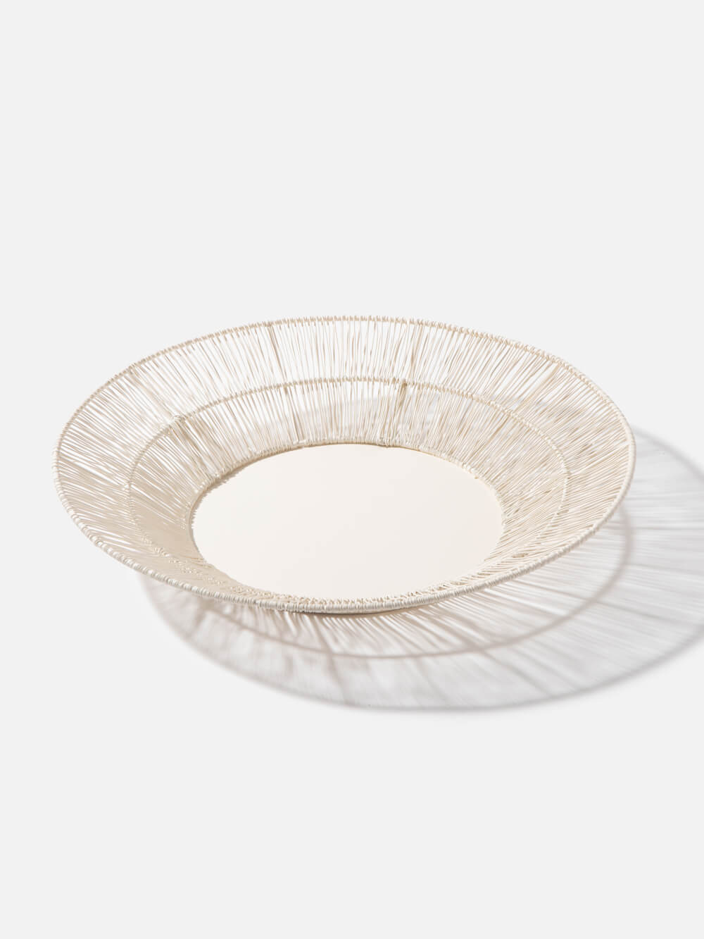 מגש חוטים ממתכת בגוון קרם Bari