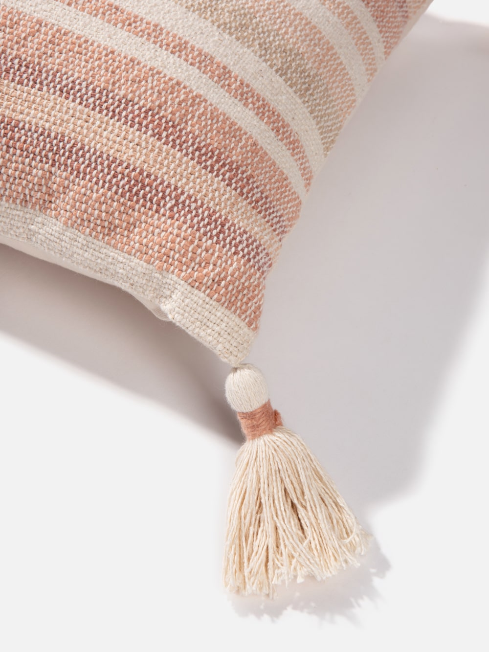 כרית נוי מלבנית בגווני טרקוטה, בז’ ולבן, Sunset