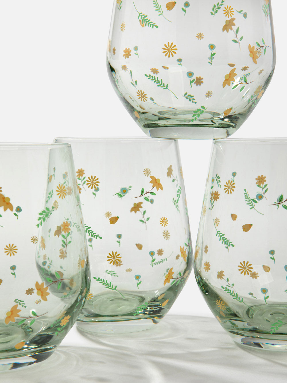 סט 4 כוסות מזכוכית עם בסיס בגוון ירקרק Spring