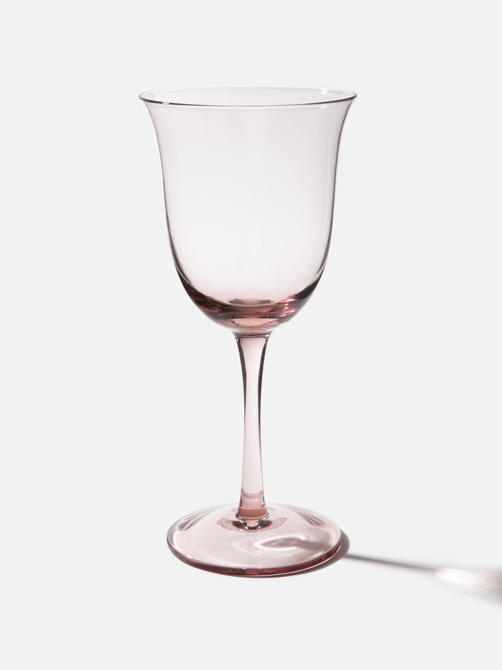 כוס יין מזכוכית בגוון ורוד מעושן Lola