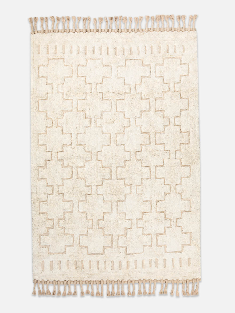 שטיח עבודת יד בגוון שמנת טבעי עם דוגמה גיאומטרית מובלטת Saar