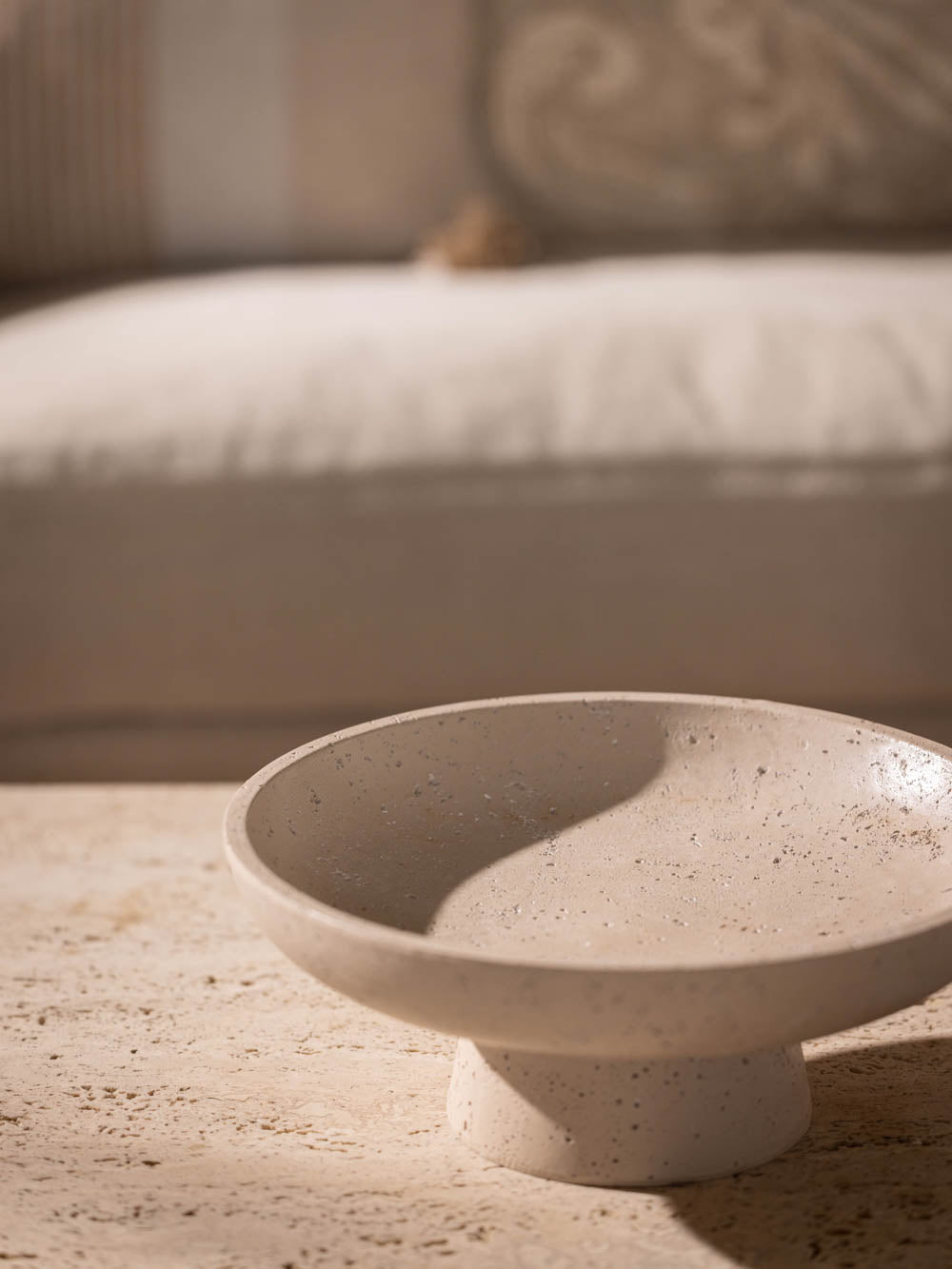 קערת נוי מקרמיקה בגוון בז’ Nature