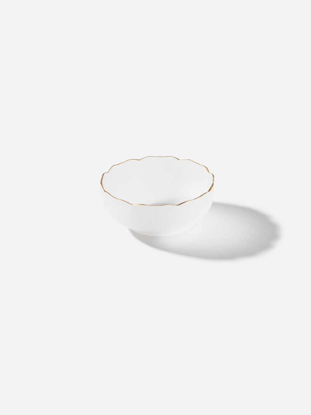 קערית הגשה מזכוכית חלבית בגימור מט Island