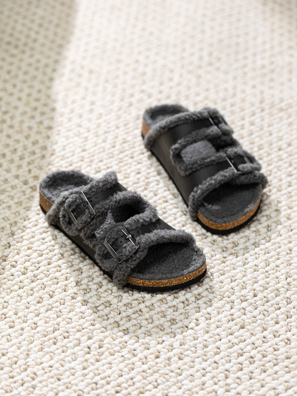 נעלי בית Taylor